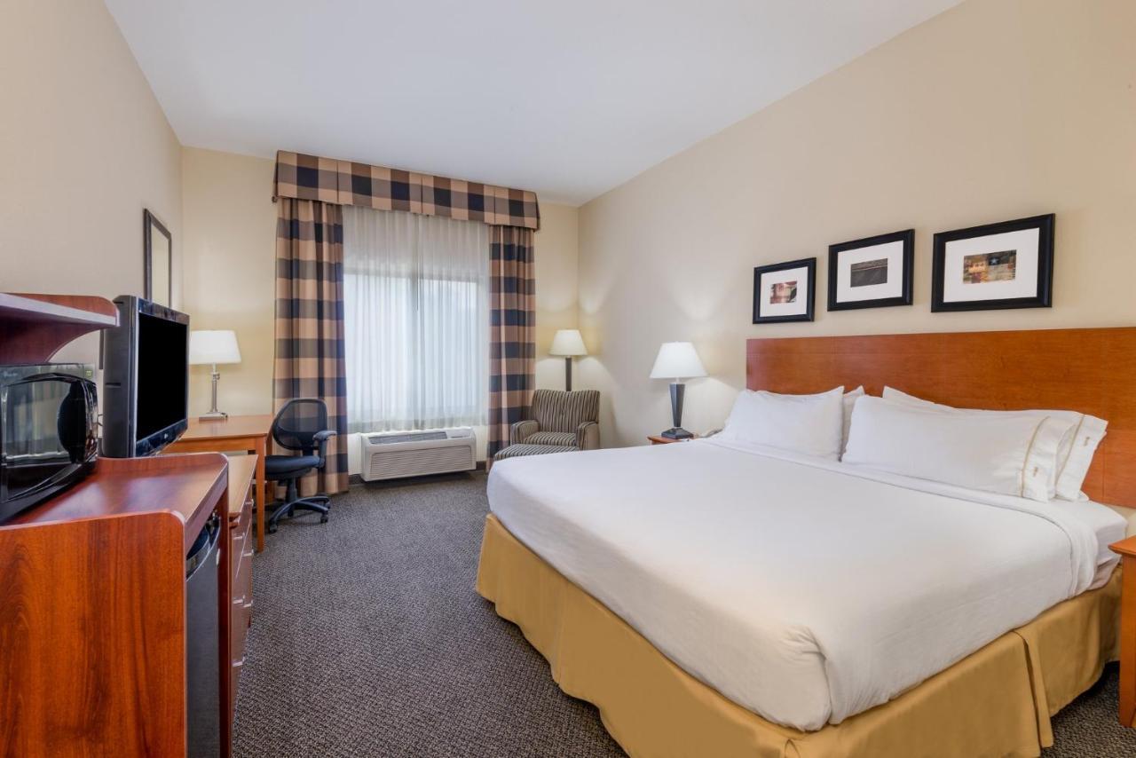 Holiday Inn Express Hotel Vernal By Ihg Exterior foto