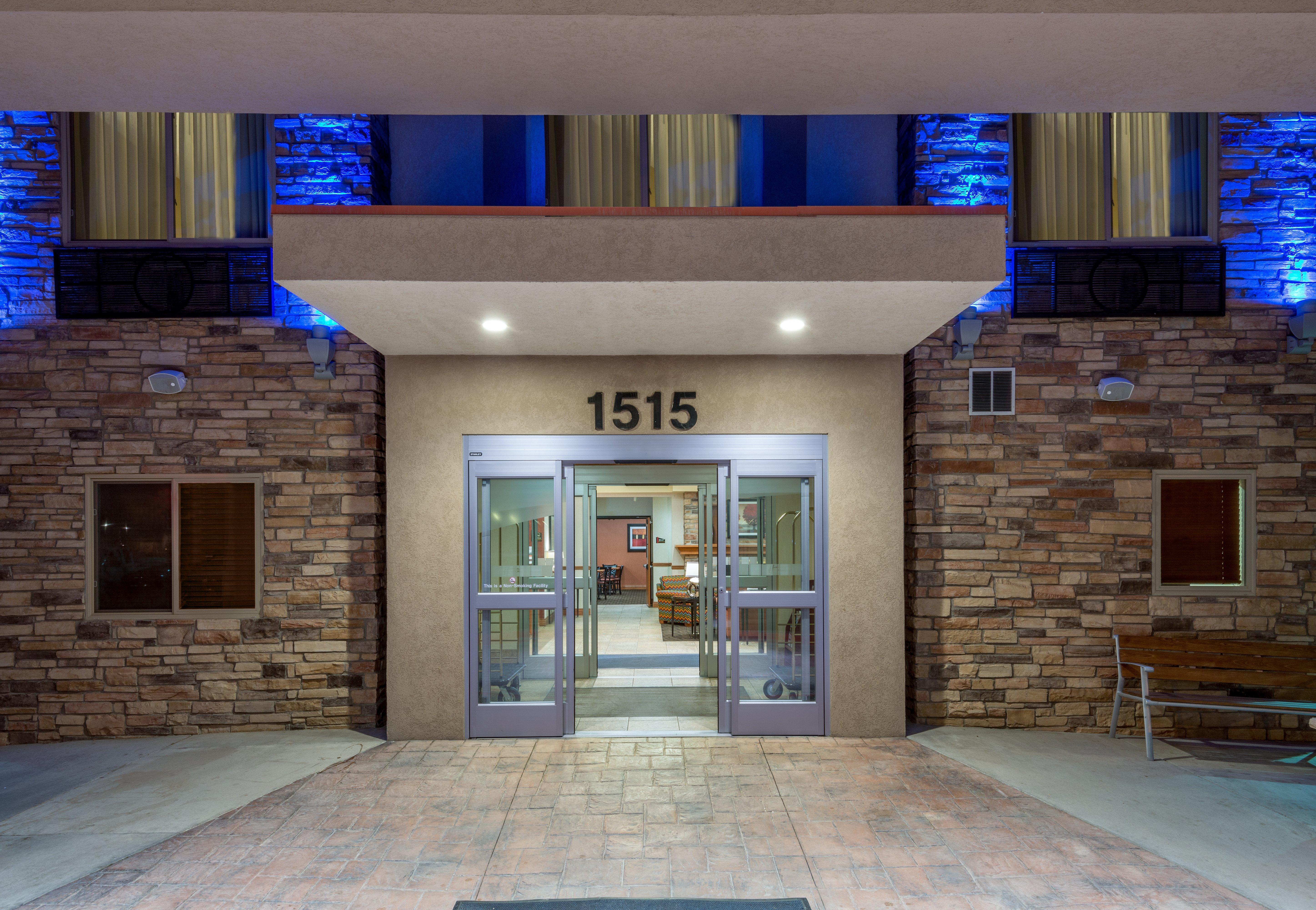 Holiday Inn Express Hotel Vernal By Ihg Exterior foto