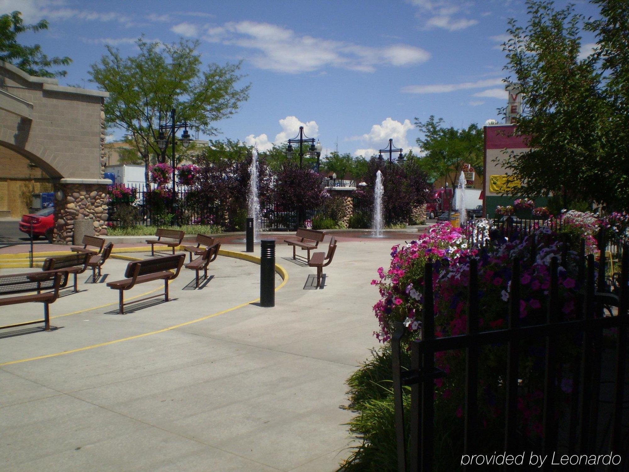 Holiday Inn Express Hotel Vernal By Ihg Exterior foto