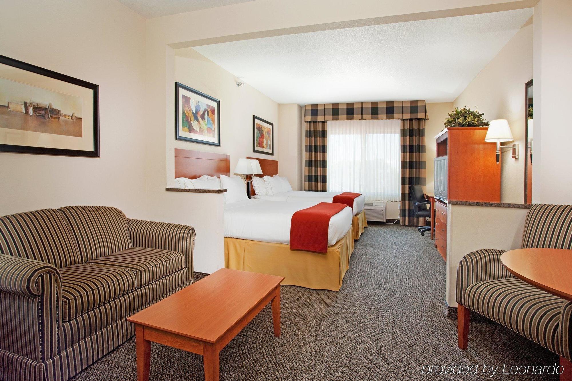 Holiday Inn Express Hotel Vernal By Ihg Habitación foto