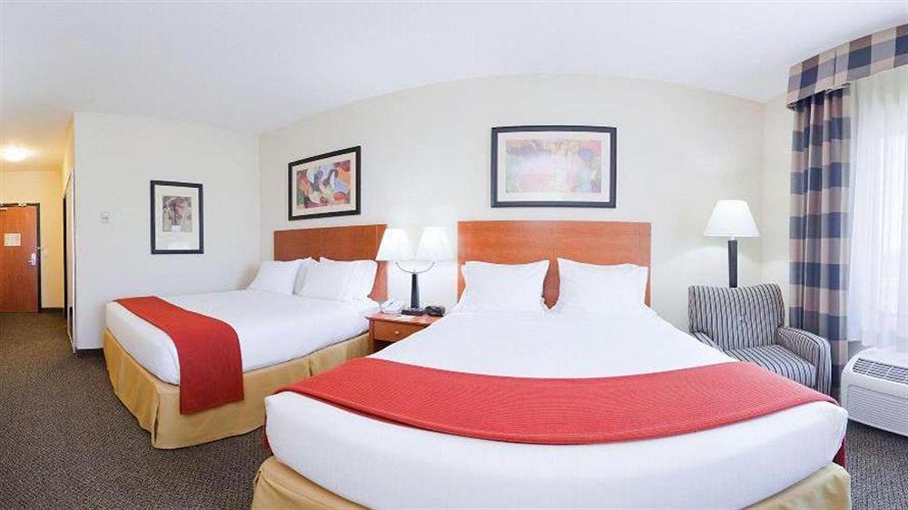 Holiday Inn Express Hotel Vernal By Ihg Exterior foto